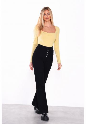 Клешеные джинсы