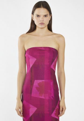 Платье без бретелек