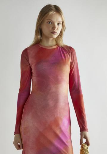 Длинное платье