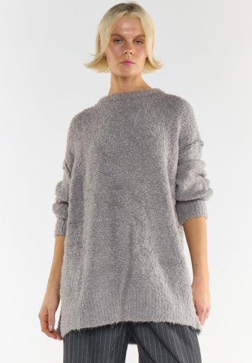 Длинный пуловер