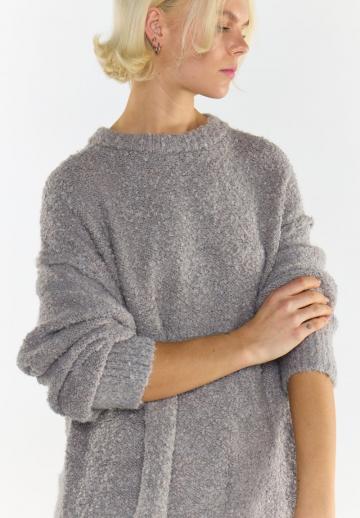 Длинный пуловер