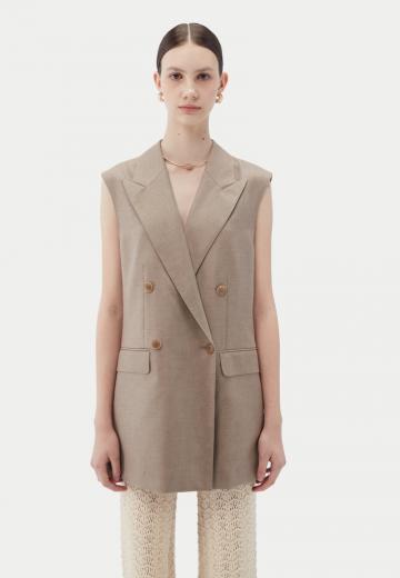 Длинный жилет
