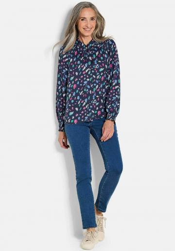 Атласная блузка