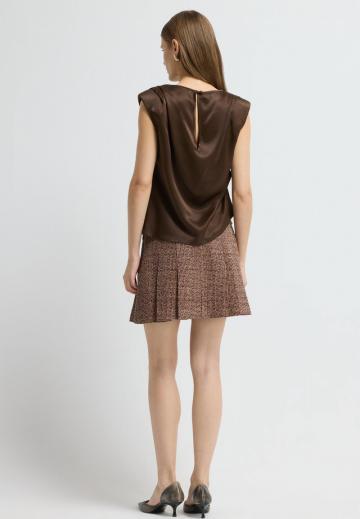 Блузка без рукавов