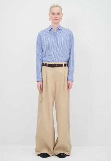 Брюки с накладными карманами