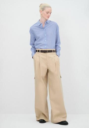 Брюки с накладными карманами