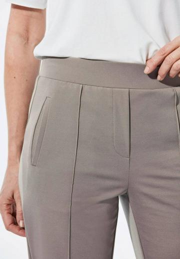 Узкие брюки