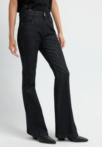 Клешеные джинсы