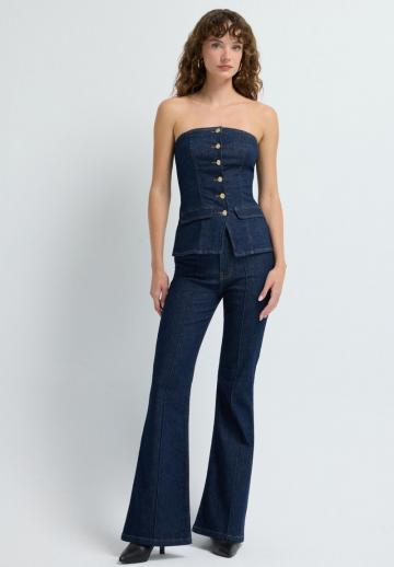 Клешеные джинсы