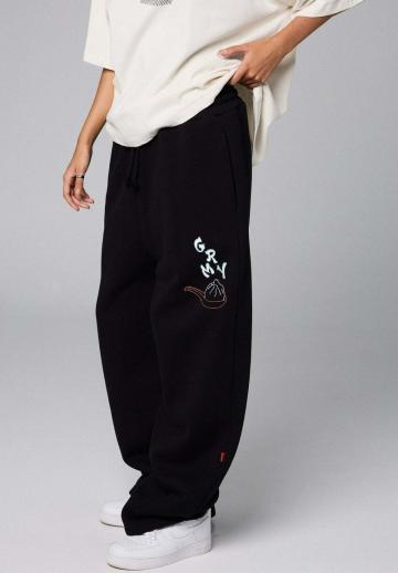 Спортивные штаны