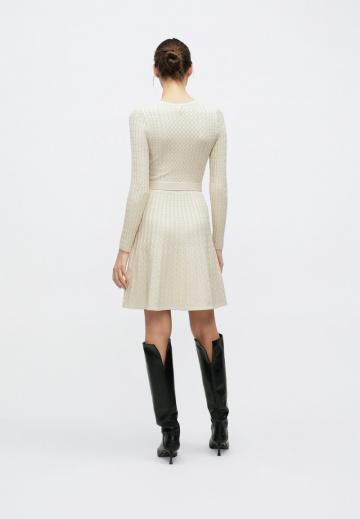 Вязаное платье