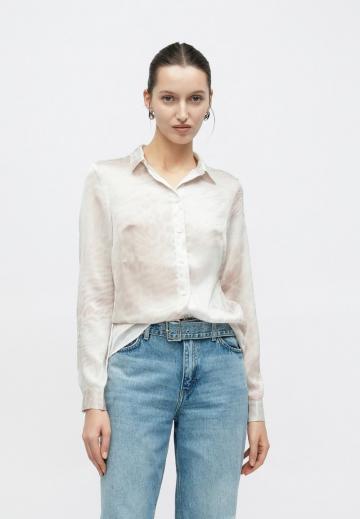 Атласная блузка