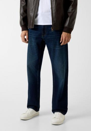 Прямые джинсы