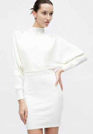 Короткое платье