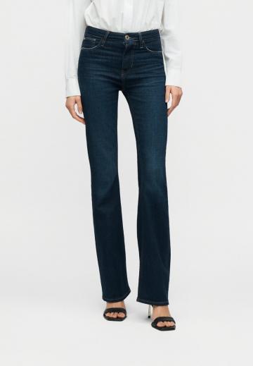 Клешеные джинсы