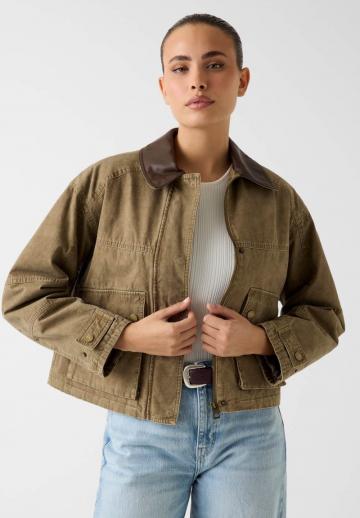 Блейзер с накладными карманами