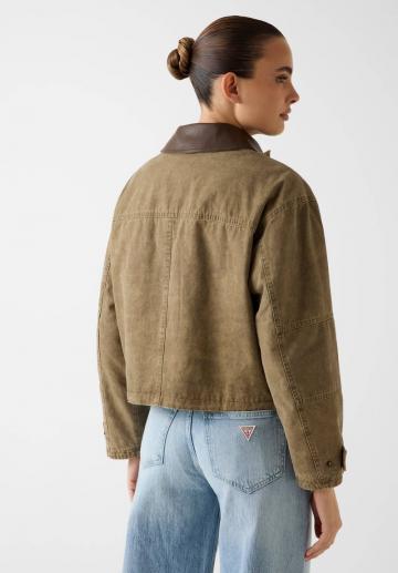 Блейзер с накладными карманами