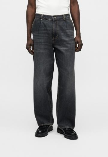 Свободные джинсы