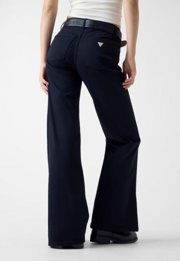 Клешеные джинсы