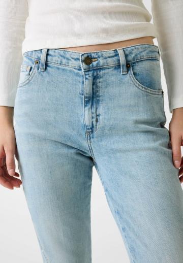 Клешеные брюки