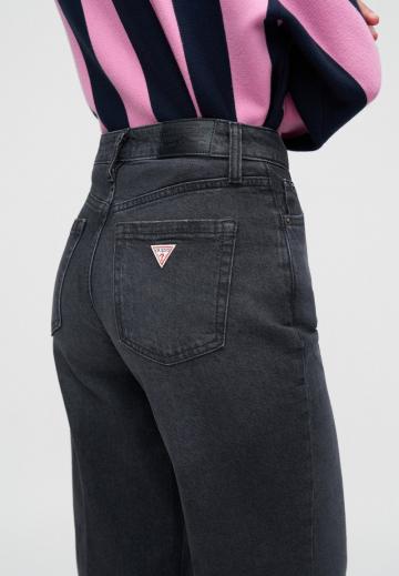 Клешеные джинсы