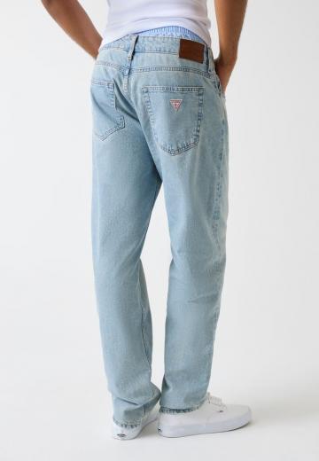 Прямые джинсы