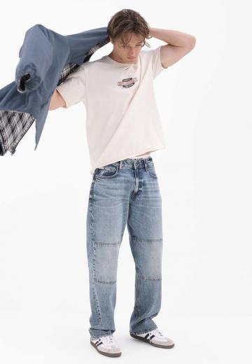 Прямые джинсы