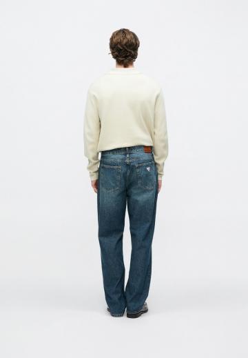 Прямые джинсы