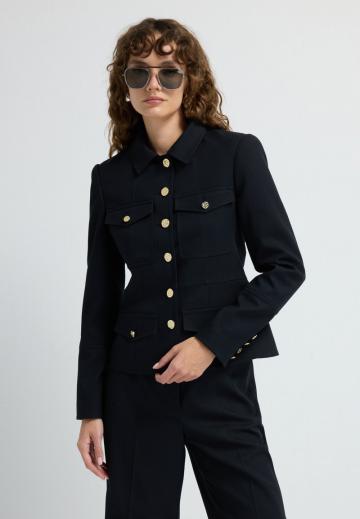 Блейзер с накладными карманами