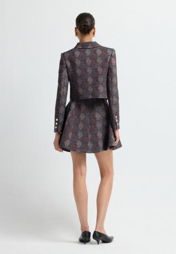 Короткий блейзер