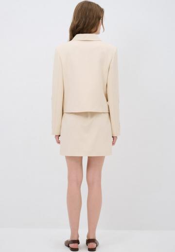 Блейзер с накладными карманами