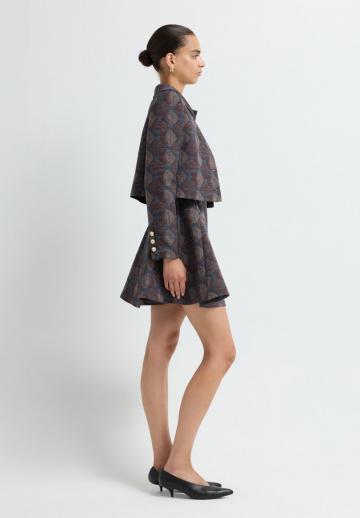 Короткий блейзер