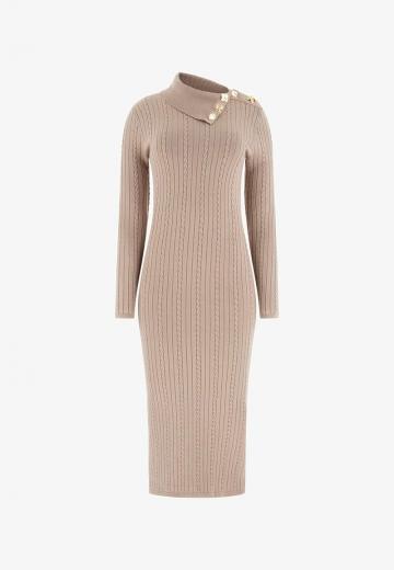 Вязаное платье