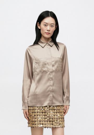 Атласная блузка