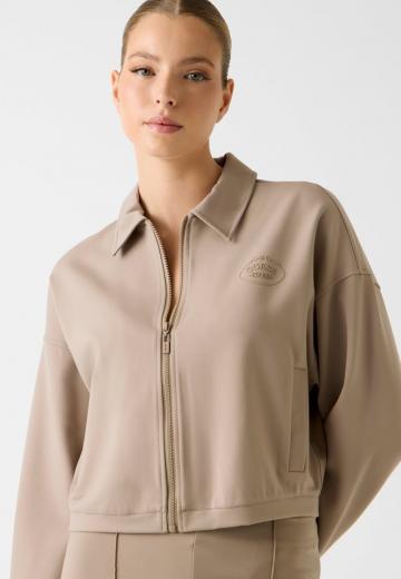 Короткая куртка