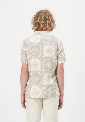 Рубашка с коротким рукавом