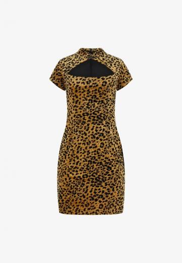 Платье футляр