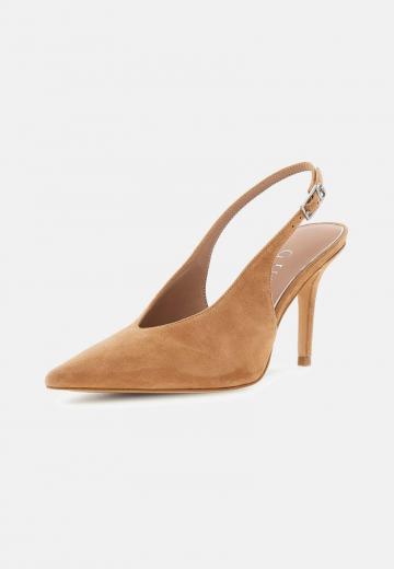 Туфли на высоком каблуке