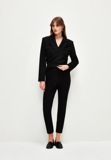 Блейзер с накладными карманами