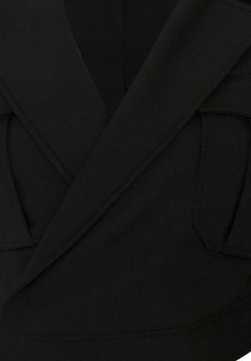 Блейзер с накладными карманами