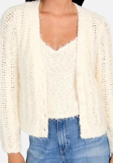 Вязаная кофта