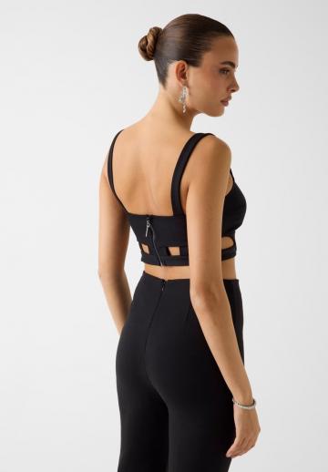 Блузка без рукавов