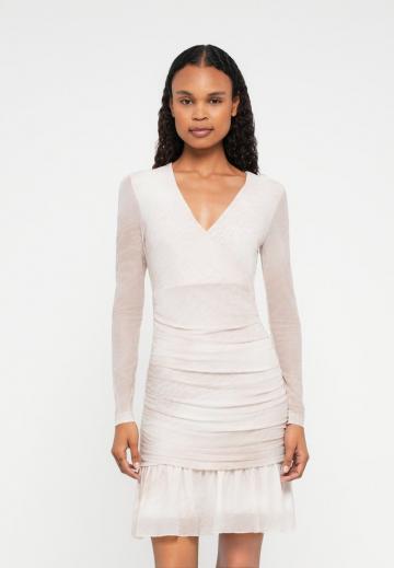 Короткое платье