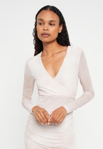 Короткое платье