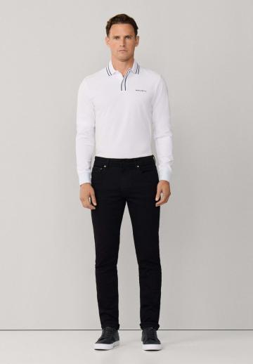 Узкие джинсы