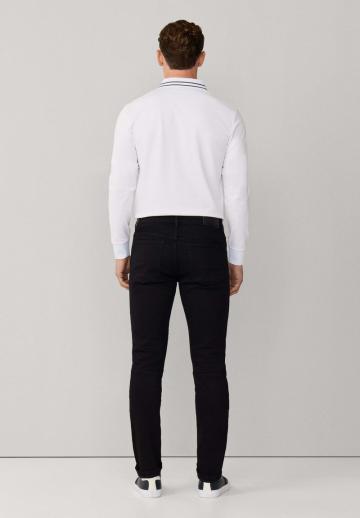 Узкие джинсы