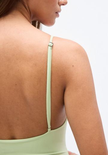 Слитный купальник