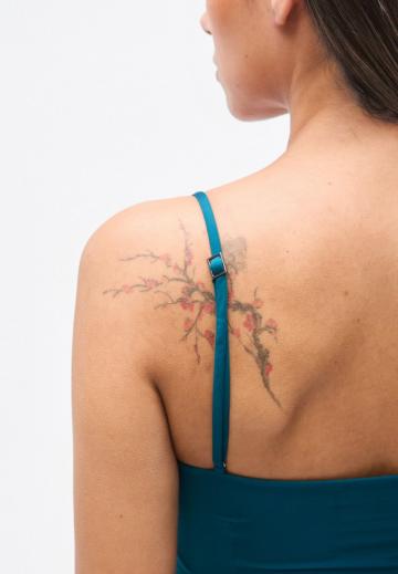 Слитный купальник