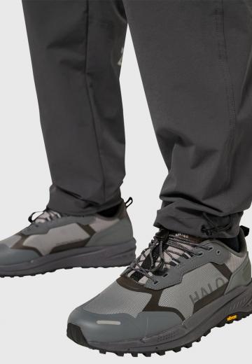 Брюки с накладными карманами