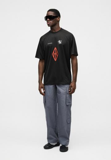 Брюки с накладными карманами